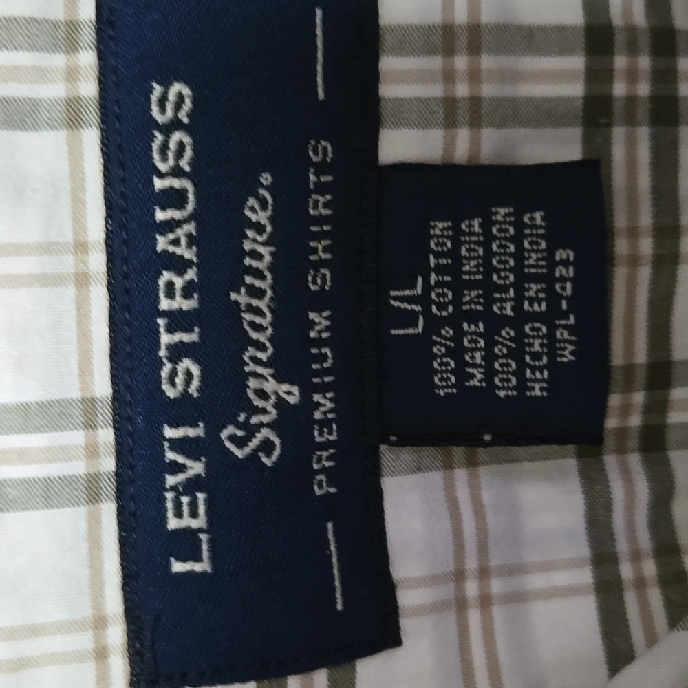Levi Strauss Checkered Shirt - Picture 4 of 9